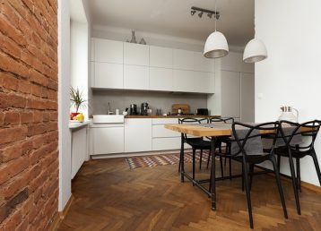 apartment-4489573_640